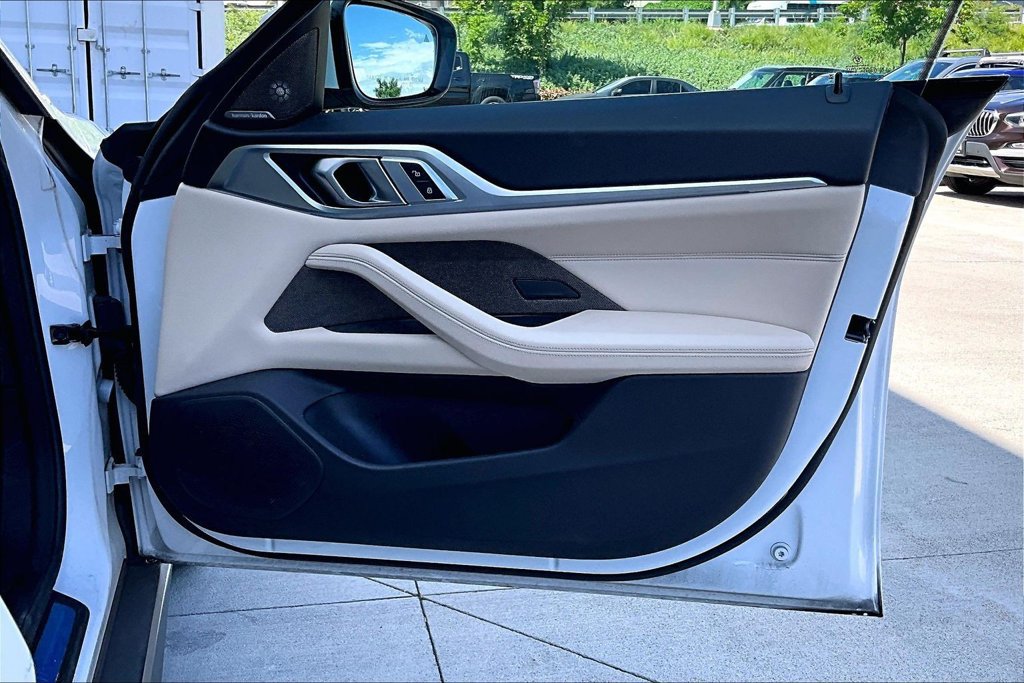 Used 2023 BMW i4 eDrive40 w/ Premium Package RWD image 22