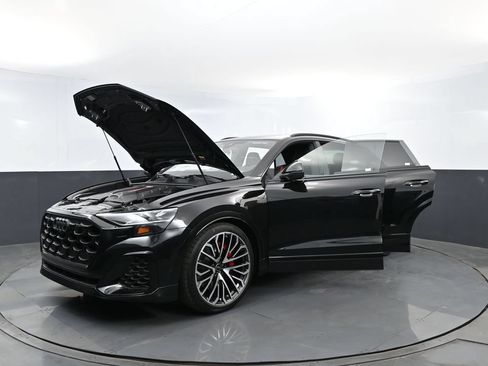 New 2026 Audi SQ8 Prestige AWD/4WD image 26