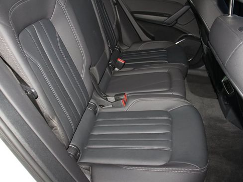 Used 2023 Audi Q5 2.0T Premium w/ Convenience Package AWD/4WD image 25