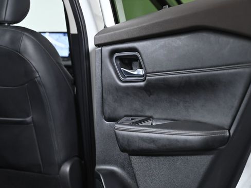 Used 2023 Nissan Rogue SL w/ SL Premium Package image 33