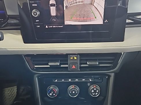 New 2026 Volkswagen Taos S image 30