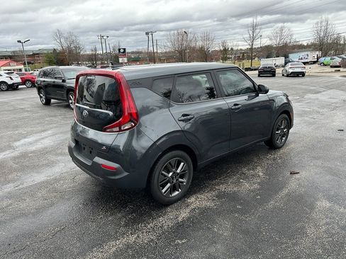 Used 2021 Kia Soul S FWD image 7