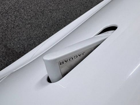 Used 2017 Jaguar F-TYPE Coupe RWD image 21