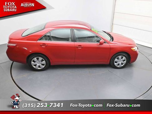 Used 2009 Toyota Camry LE FWD image 30