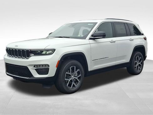 New 2025 Jeep Grand Cherokee Limited image 3
