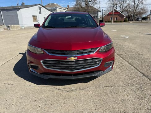 Used 2017 Chevrolet Malibu Premier w/ Premier Sun and Wheel Package image 12