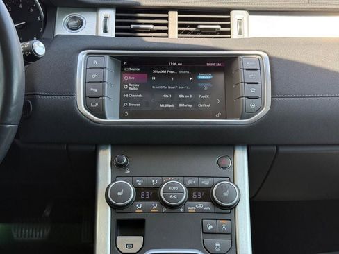Used 2017 Land Rover Range Rover Evoque SE Premium AWD/4WD image 11