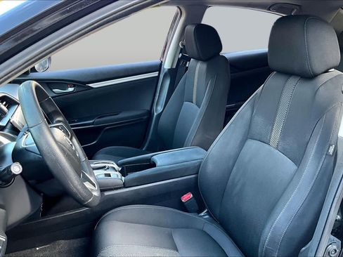 Used 2018 Honda Civic EX image 8