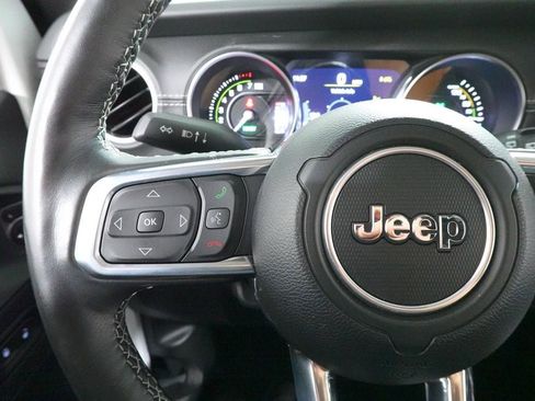 Used 2023 Jeep Wrangler Unlimited Sahara w/ Cold Weather Group AWD/4WD image 13