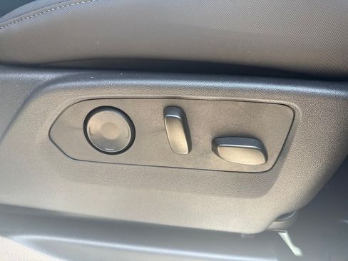 Used 2025 GMC Hummer EV 3X AWD/4WD image 12