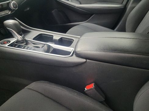 Used 2024 Nissan Sentra SV FWD image 26