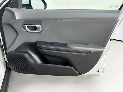 Used 2025 Kia K4 FWD image 30