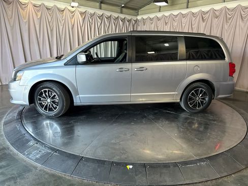 Used 2018 Dodge Grand Caravan GT FWD image 8