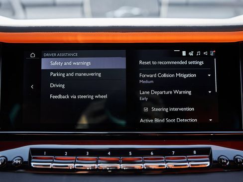 Used 2026 Rolls-Royce Cullinan Black Badge AWD/4WD image 91