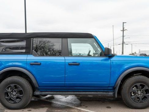 Used 2023 Ford Bronco Big Bend image 5