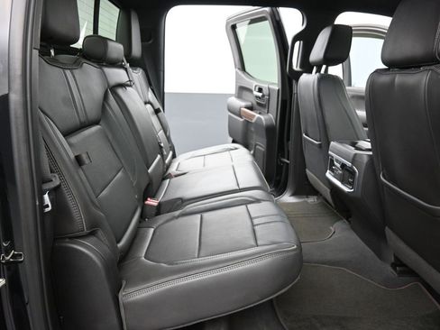 Used 2020 Chevrolet Silverado 1500 High Country image 12