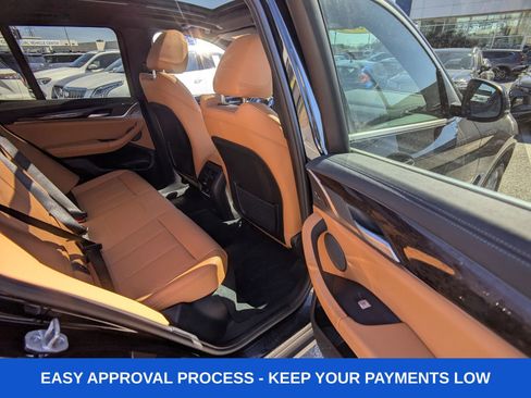 Used 2024 BMW X3 xDrive30i w/ Premium Enhanced Package image 17