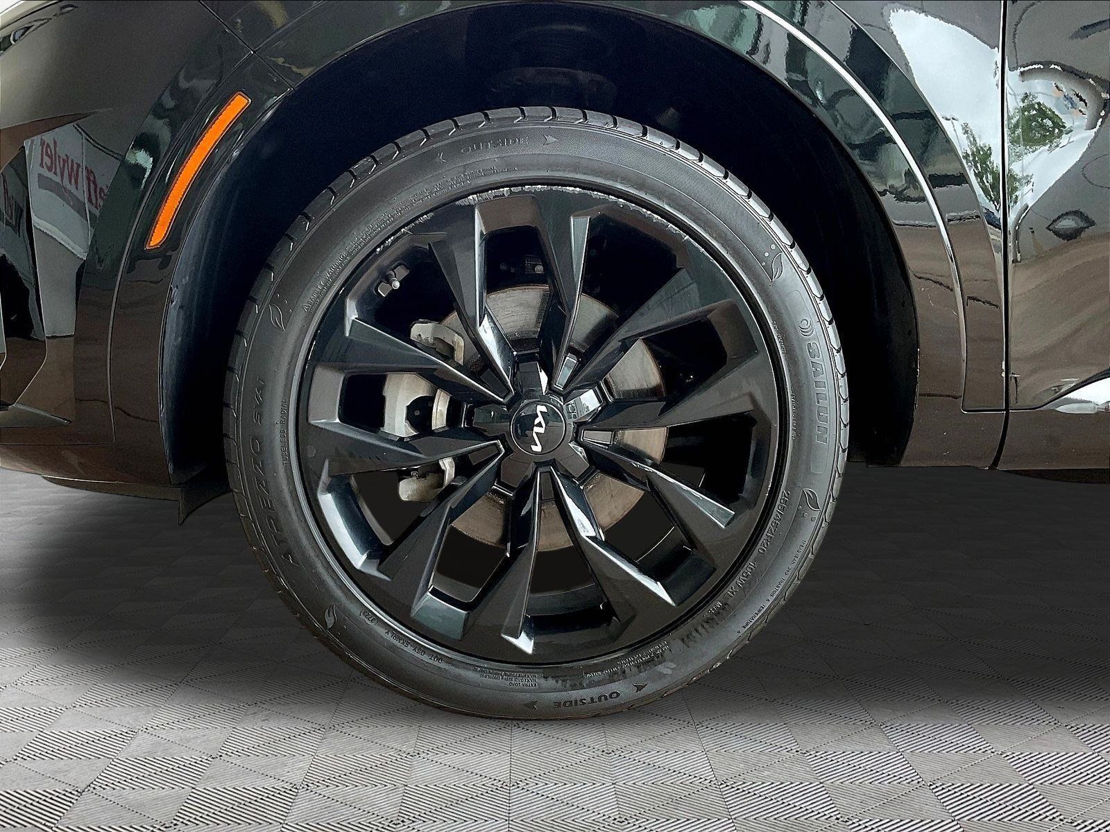 Used 2022 Kia Sorento SX AWD/4WD image 32