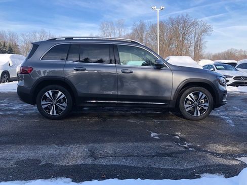 New 2026 Mercedes-Benz GLB 250 GLB 250 image 8