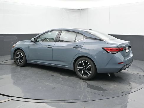 Used 2024 Nissan Sentra SV FWD image 10