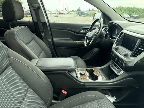 Used 2020 GMC Acadia SLE w/ GMC Pro Grade Package AWD/4WD image 8