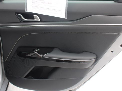 Used 2025 Kia K5 GT-Line FWD image 16
