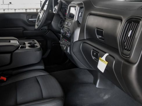 Used 2026 Chevrolet Silverado 2500 Custom w/ Custom Convenience Package AWD/4WD image 12