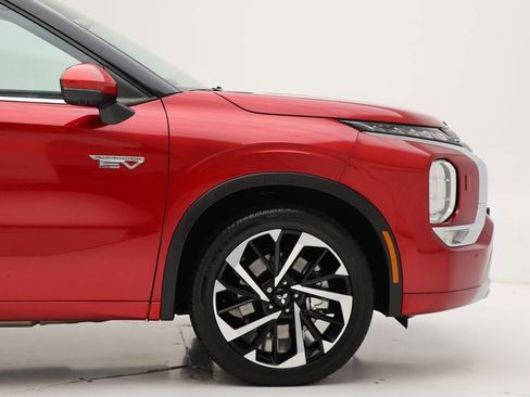 Used 2023 Mitsubishi Outlander SEL image 4