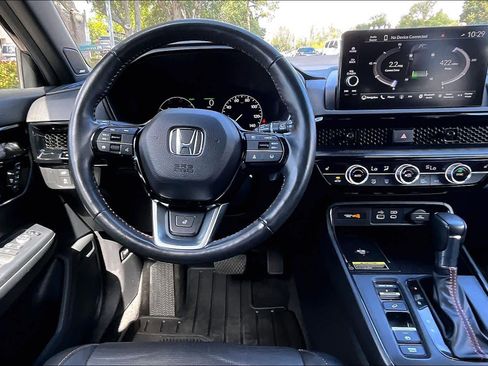 Used 2024 Honda CR-V Sport Touring image 6