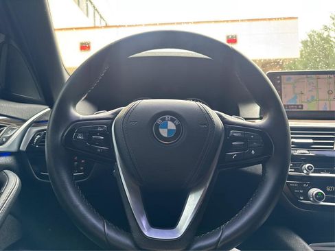 Used 2019 BMW 530e image 15