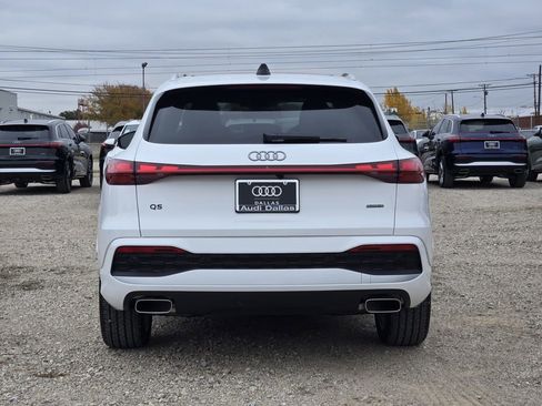 New 2025 Audi Q5 Prestige image 9