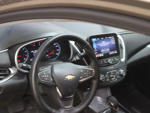Used 2023 Chevrolet Malibu RS FWD image 14