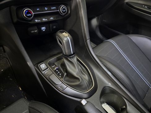 Certified 2022 Hyundai Veloster N image 15