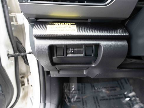 Used 2024 Subaru Crosstrek 2.0i AWD/4WD image 11