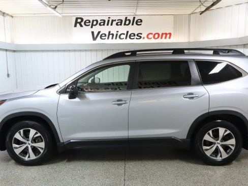 Used 2020 Subaru Ascent Premium w/ Convenience Package AWD/4WD image 1