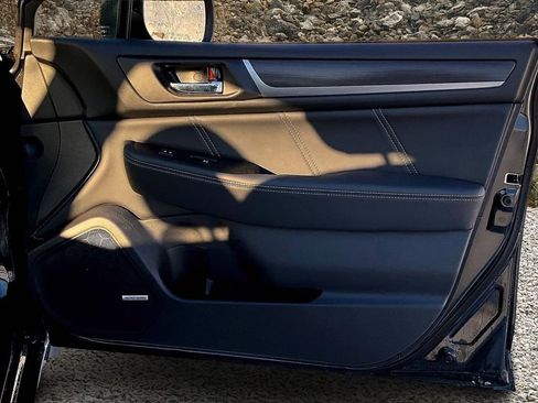 Used 2019 Subaru Legacy 3.6R Limited image 22