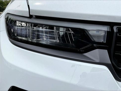 New 2026 Jeep Grand Cherokee Altitude AWD/4WD image 8