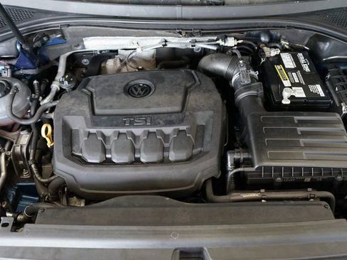 Used 2018 Volkswagen Tiguan S image 41