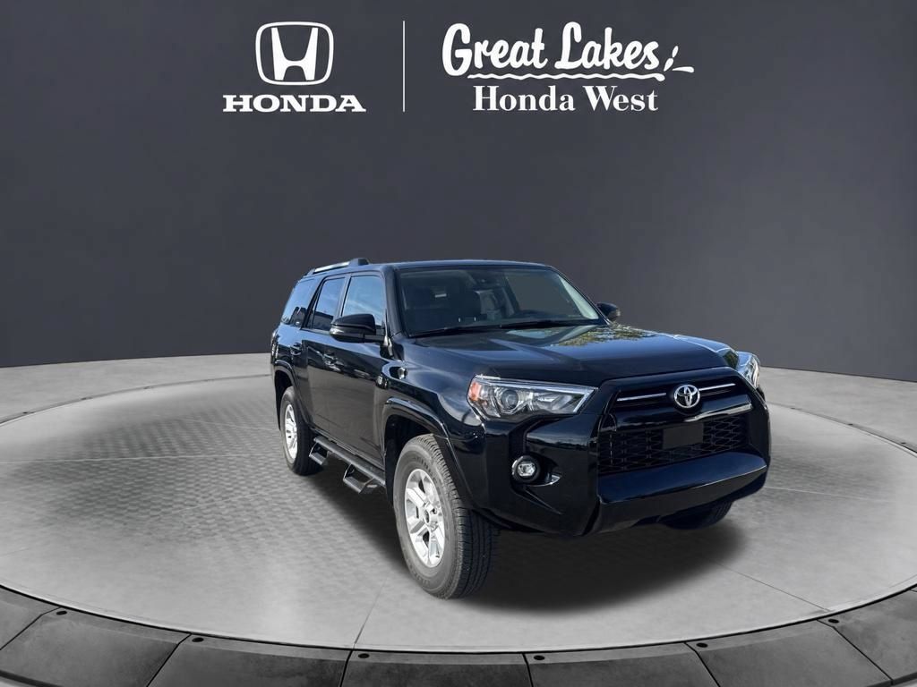 Used 2024 Toyota 4Runner SR5 Premium w/ Moonroof Package AWD/4WD image 4