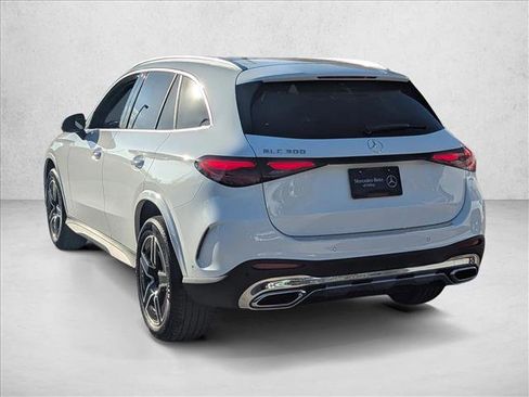 New 2026 Mercedes-Benz GLC 300 image 8