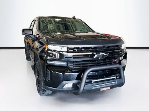 Used 2021 Chevrolet Silverado 1500 LT Trail Boss AWD/4WD image 3