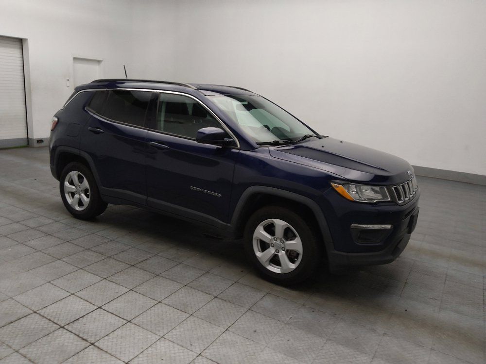 Used 2018 Jeep Compass Latitude w/ Cold Weather Group AWD/4WD image 11