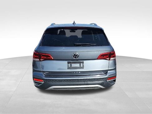 Used 2024 Volkswagen Taos SE image 22