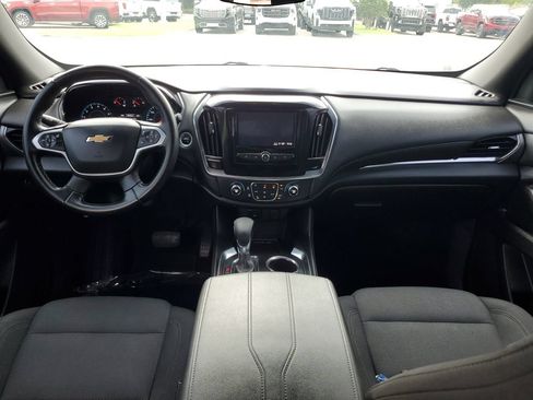 Used 2023 Chevrolet Traverse LT FWD image 11