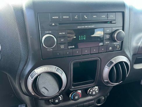 Used 2012 Jeep Wrangler Sport AWD/4WD image 33
