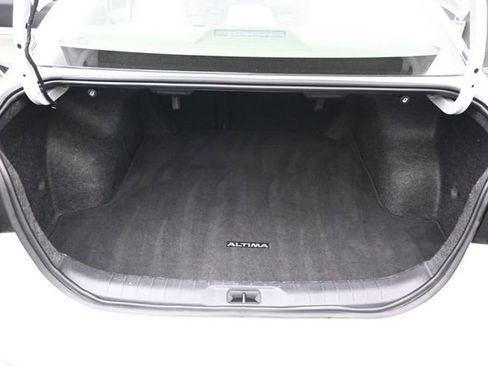 Used 2024 Nissan Altima 2.5 SV AWD/4WD image 26
