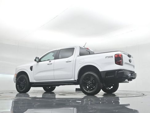 New 2025 Ford Ranger Lariat w/ FX4 Off-Road Package image 50