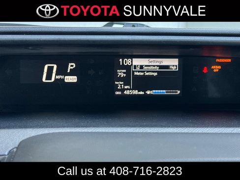 Used 2018 Toyota Prius C One w/ Carpet Mat Package FWD image 27
