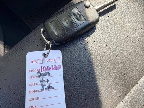 Used 2009 Volkswagen Jetta SE FWD image 44