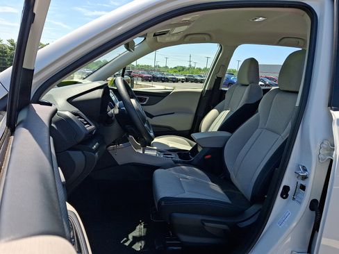 Certified 2023 Subaru Forester AWD/4WD image 14